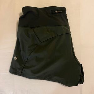 ARMY GREEN SIZE 8 LULU SHORTS